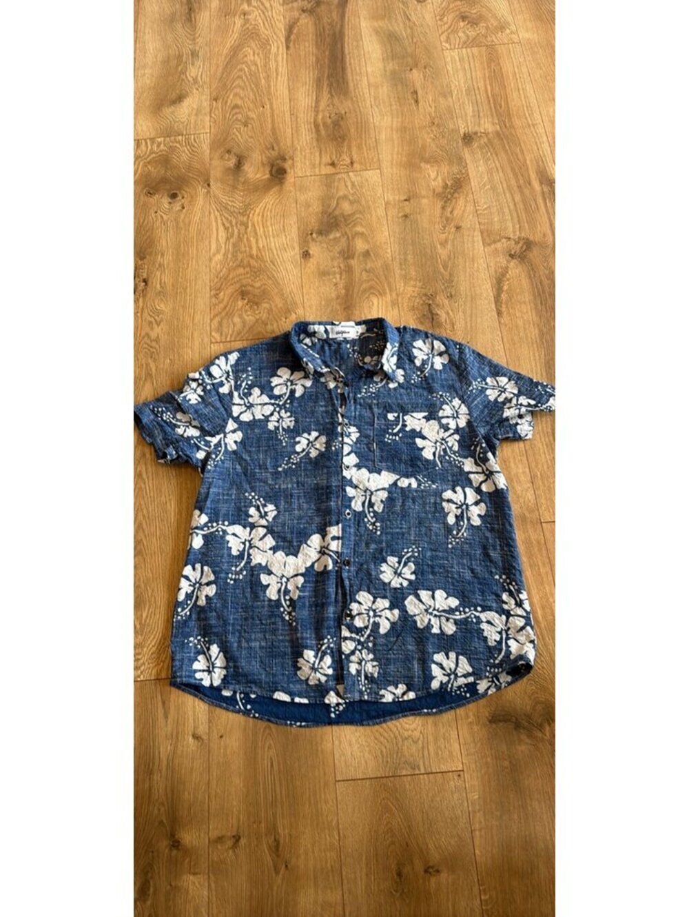 Men’s floral button up shirt